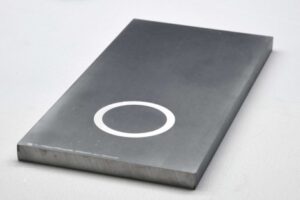 Dikstaal 10 mm is een geharde koolstofstalen tampondrukplaat